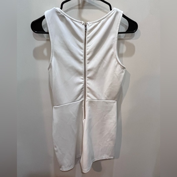 White Symphony Romper with Gold Lion Buttons - Picture 7 of 8